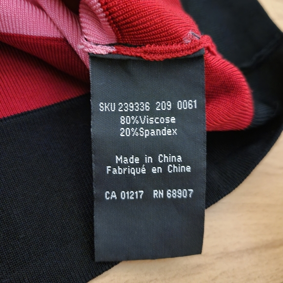 Le Chateau Halter Top sz small - Picture 5 of 6